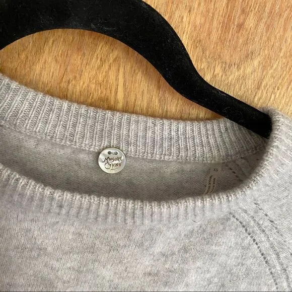 🍄 Margaret O’Leary 100% Cashmere Sweater
