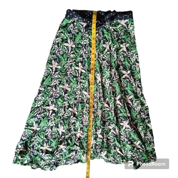 🦚Anthropologie Velvet By Graham &amp; Spencer Susannah Wrap Midi Skirt. Size S