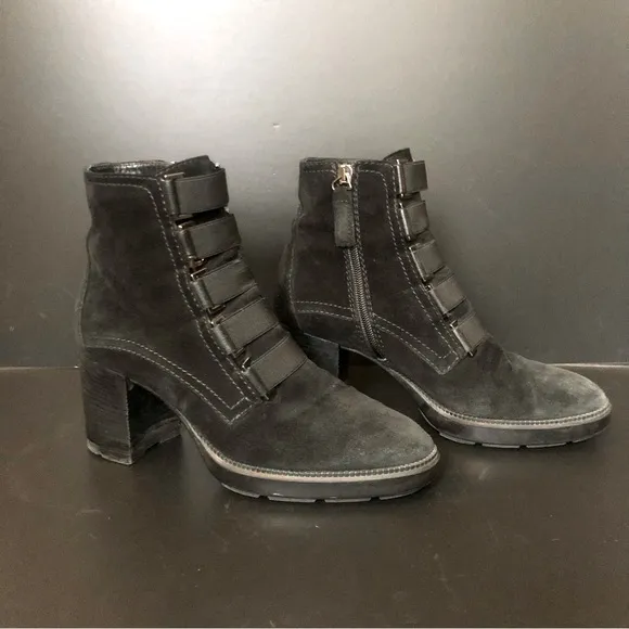 Aquatalia Suede Indira Buckled Booties Black Size 7.5 Block Heel Made in Italy
