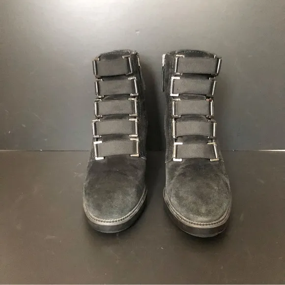Aquatalia Suede Indira Buckled Booties Black Size 7.5 Block Heel Made in Italy