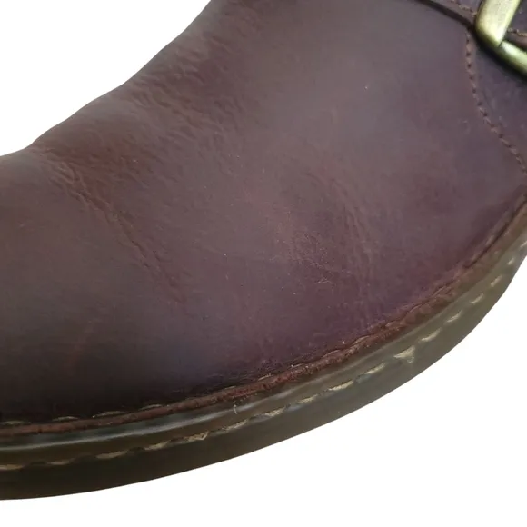 Born Hayes Boots Size 9