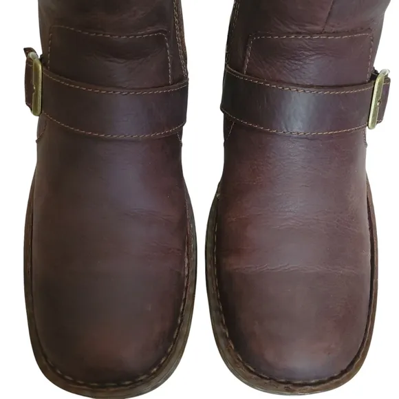Born Hayes Boots Size 9