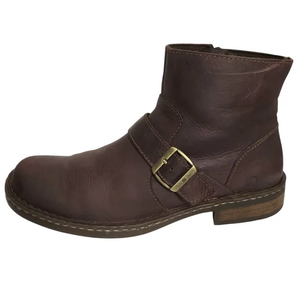 Born Hayes Boots Size 9