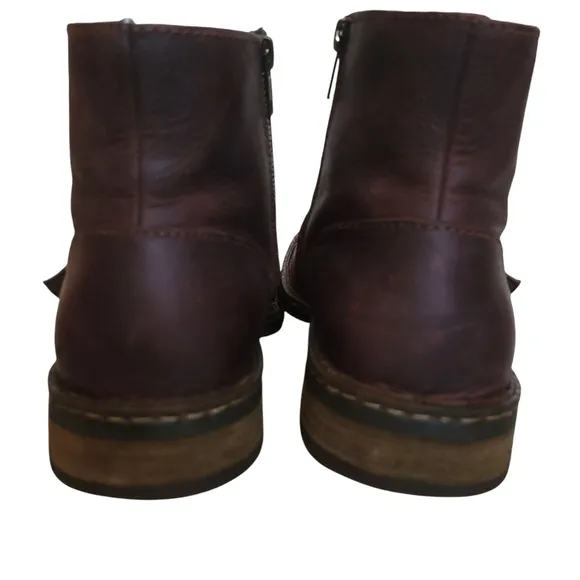 Born Hayes Boots Size 9