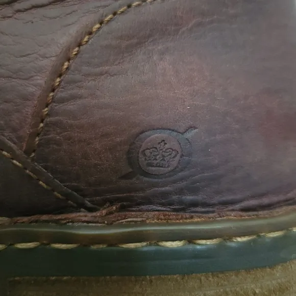 Born Hayes Boots Size 9