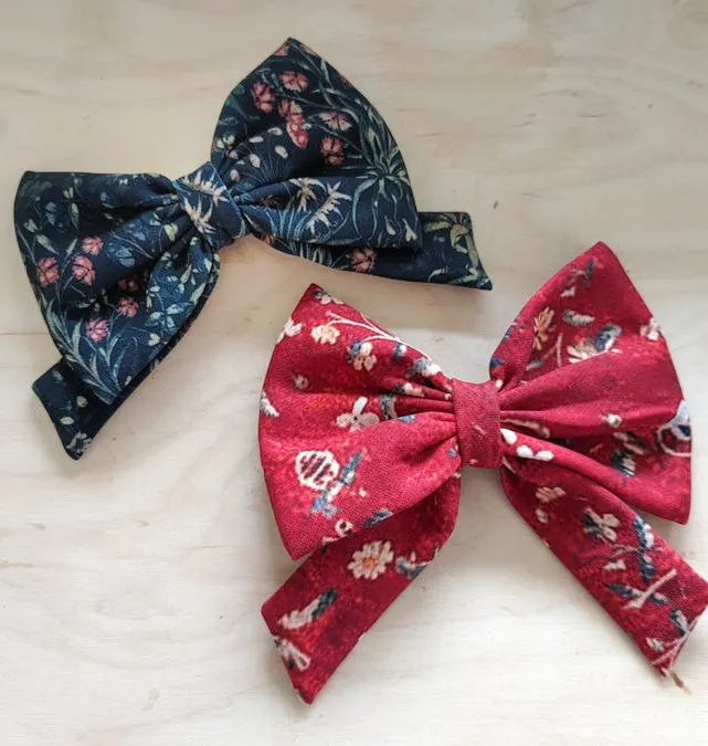Bow Unicorn (green, red )