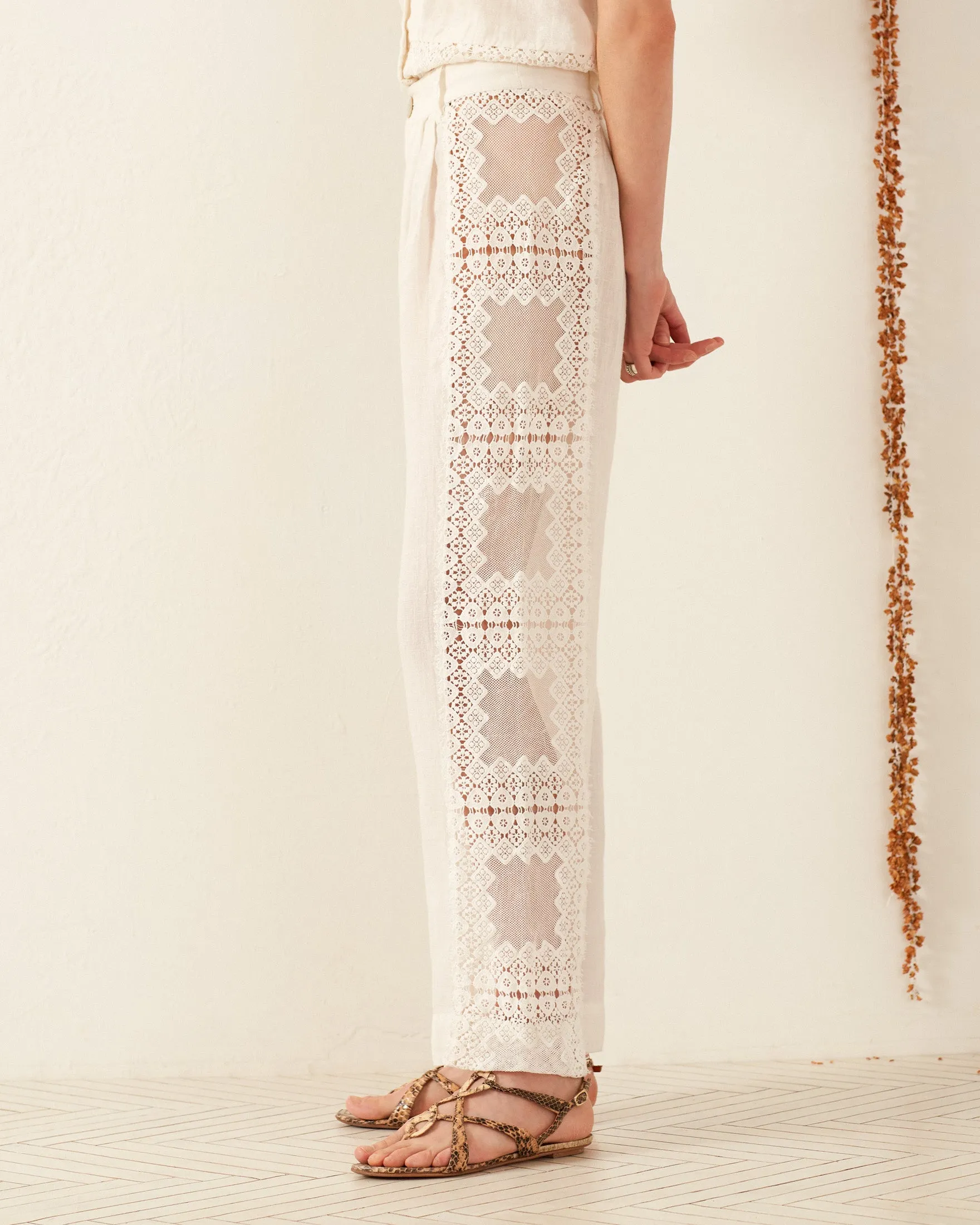 Colette Picnic Eyelet Pant