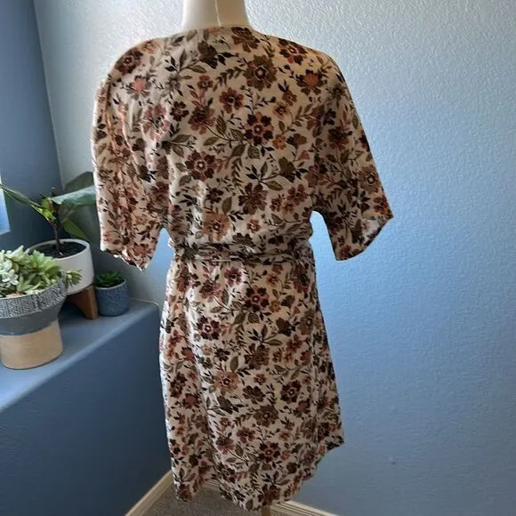 FAHERTY Willow Dress - Taos Floral, Size Large, Taos Floral, NWOT Display dress