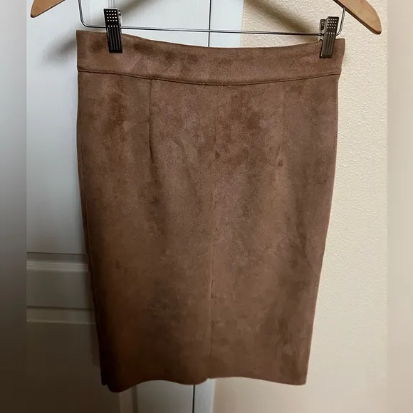 Fate Faux Brown Suede Skirt Zipper Knee Length Size Medium
