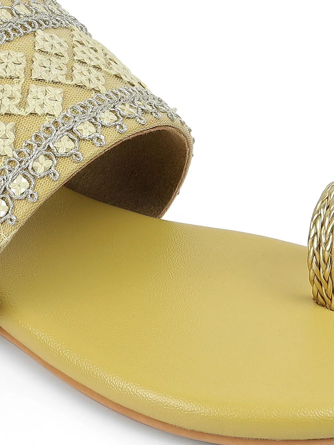 Golden Hour: Everyday Sandals Footwear