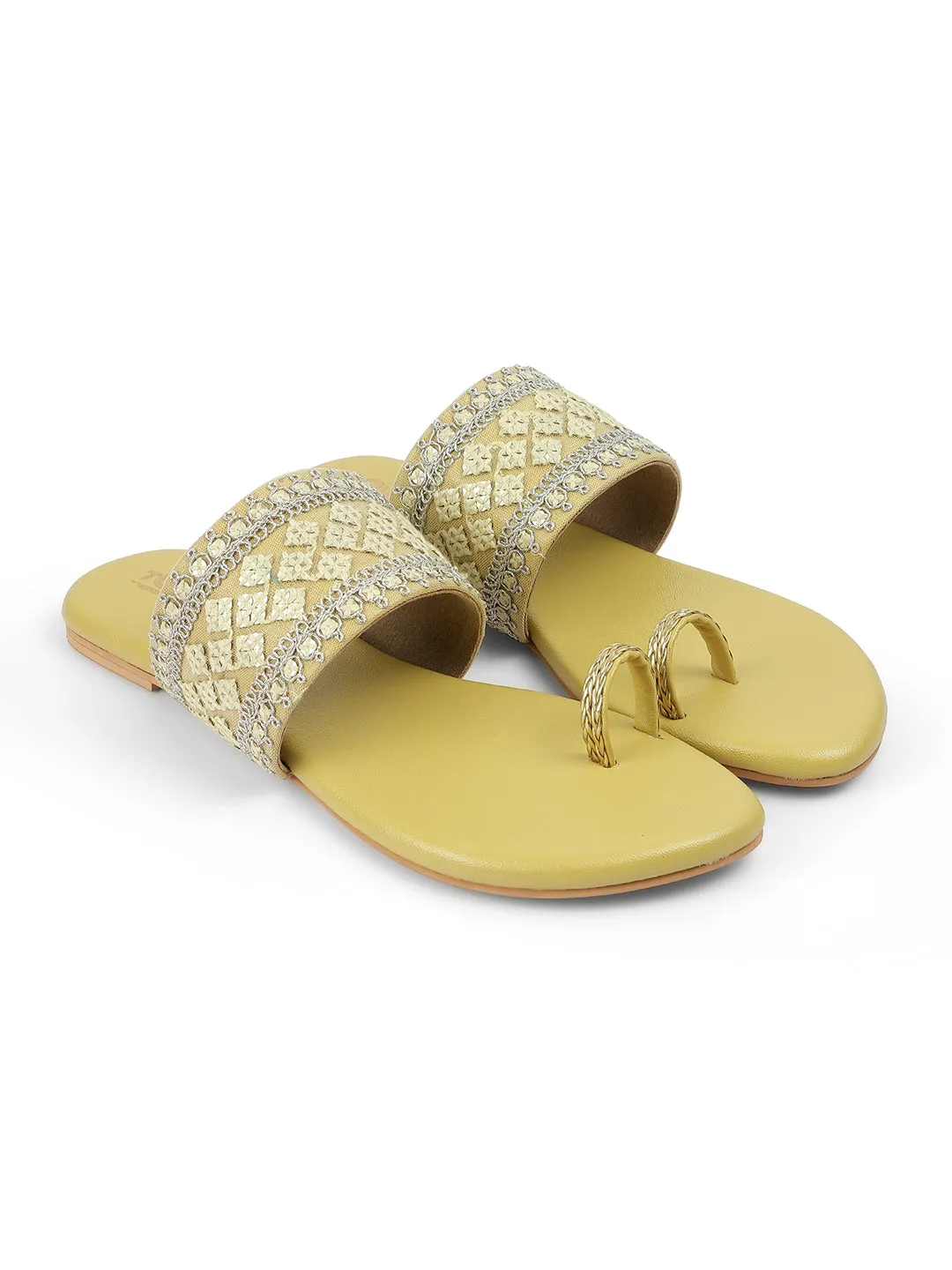 Golden Hour: Everyday Sandals Footwear