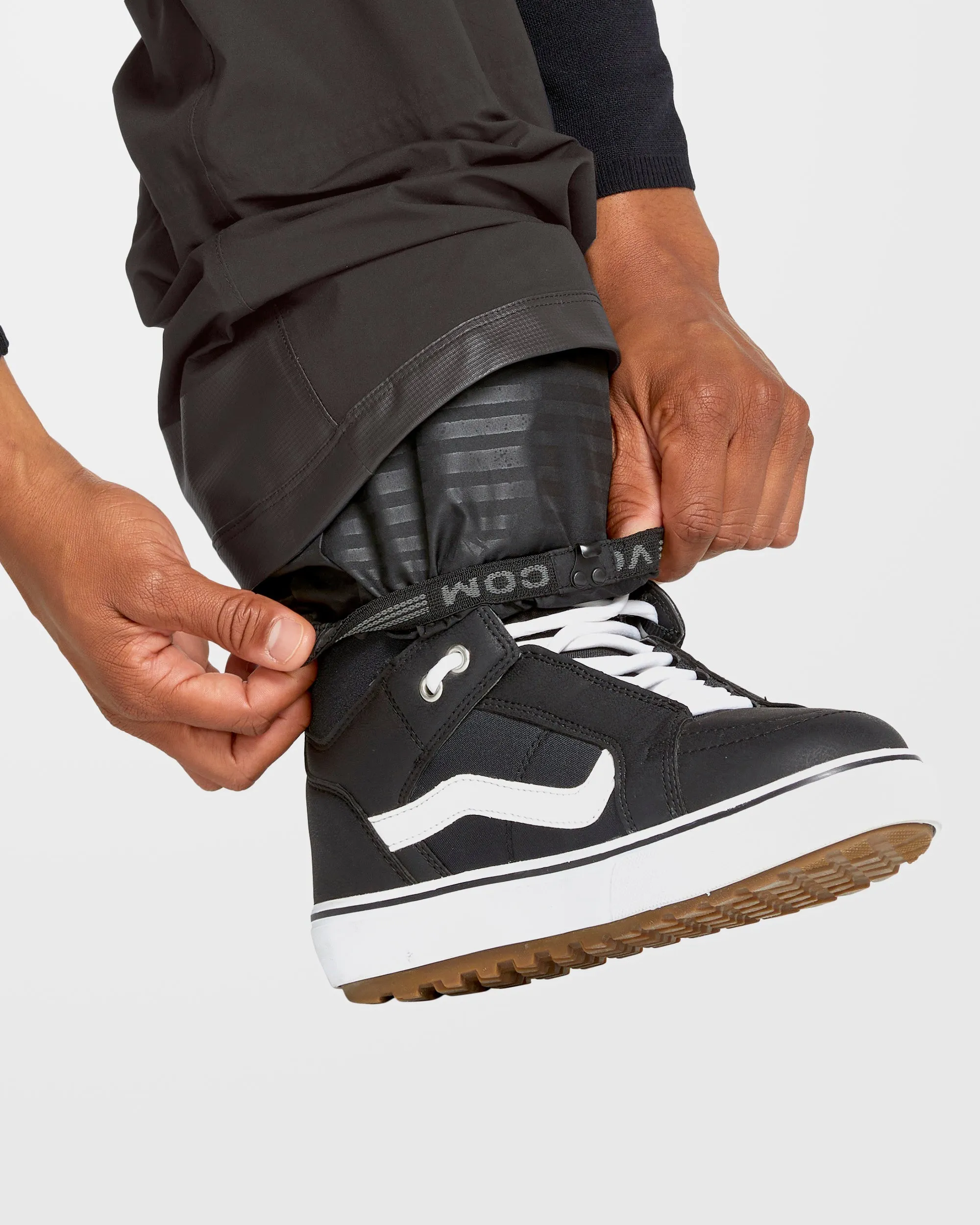 Guch Stretch Gore-Tex Trousers - Black