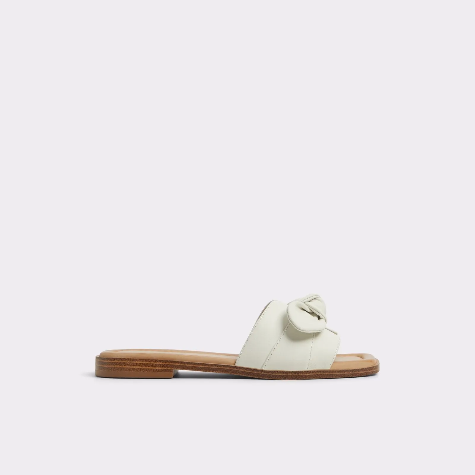 Lavinia / Flat Sandals