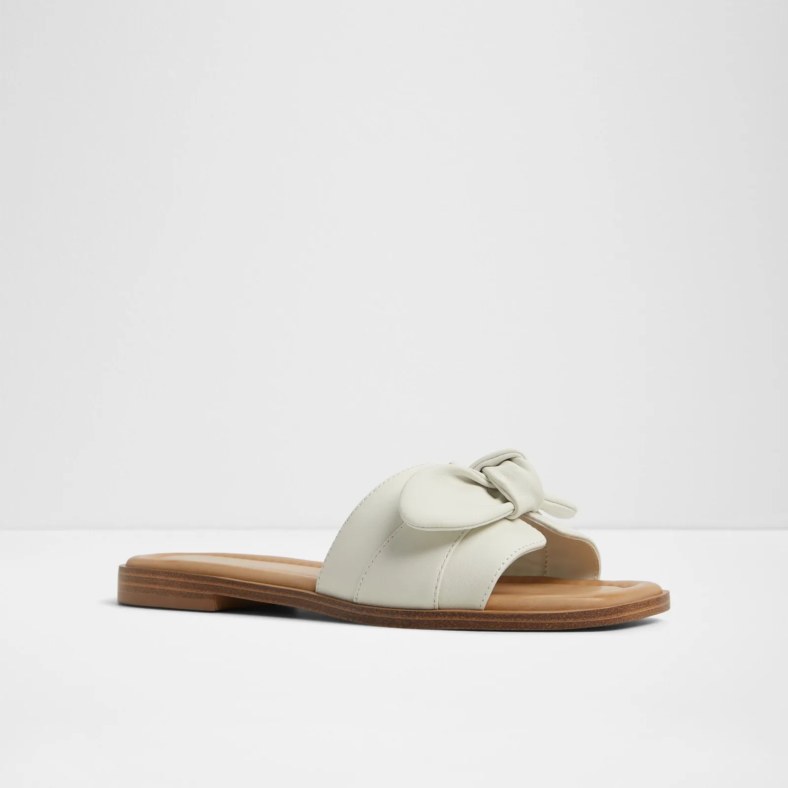 Lavinia / Flat Sandals