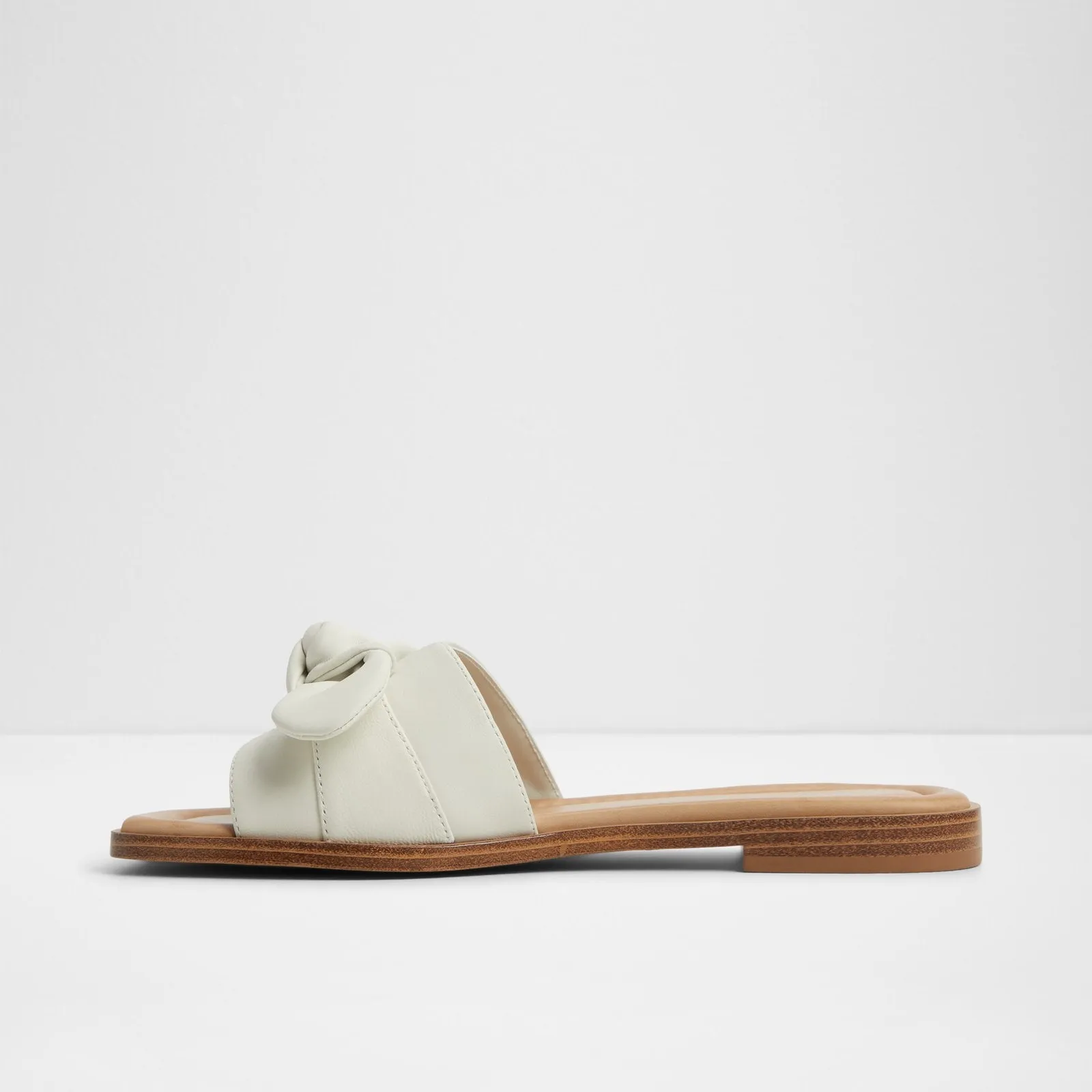 Lavinia / Flat Sandals