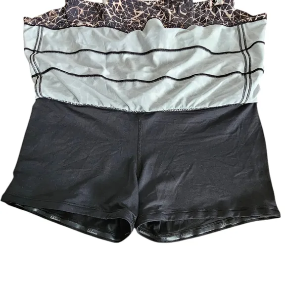 Lululemon Pace Rival Skirt II *4-way Stretch Sugar Crush Multi / Black Size 8