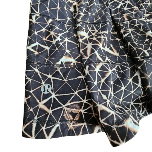 Lululemon Pace Rival Skirt II *4-way Stretch Sugar Crush Multi / Black Size 8
