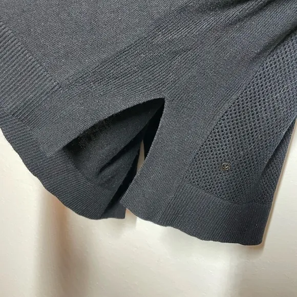 Lululemon Well Being Sweater Black M117