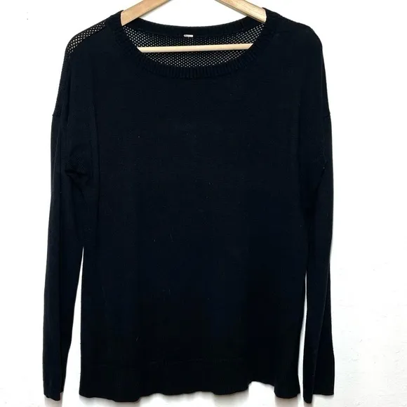 Lululemon Well Being Sweater Black M117