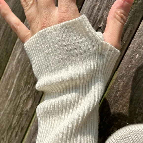 lululemon Women’s Still at‎ Ease Pullover Sweater (Size 8)