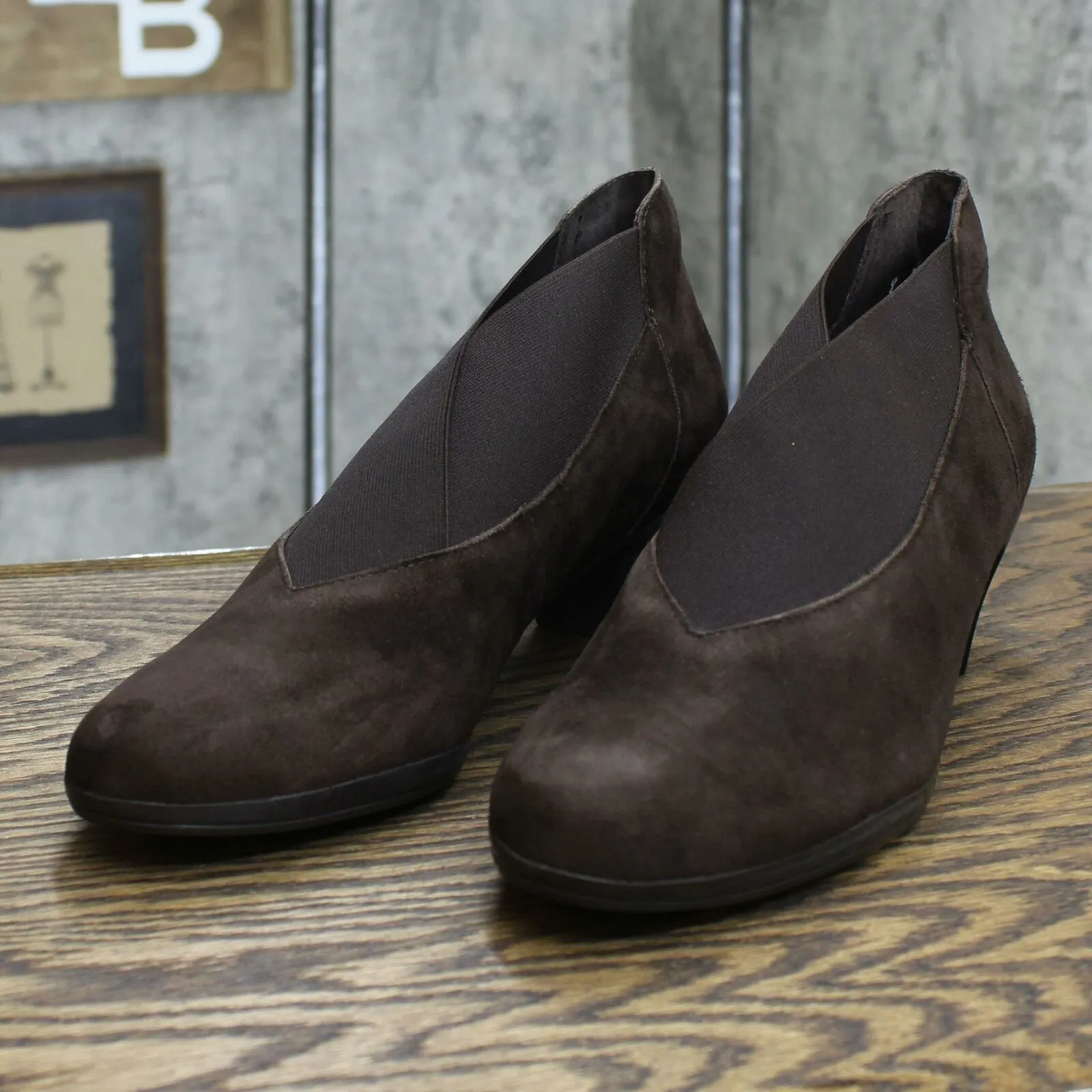 MUNRO Women's Francee Suede Boots