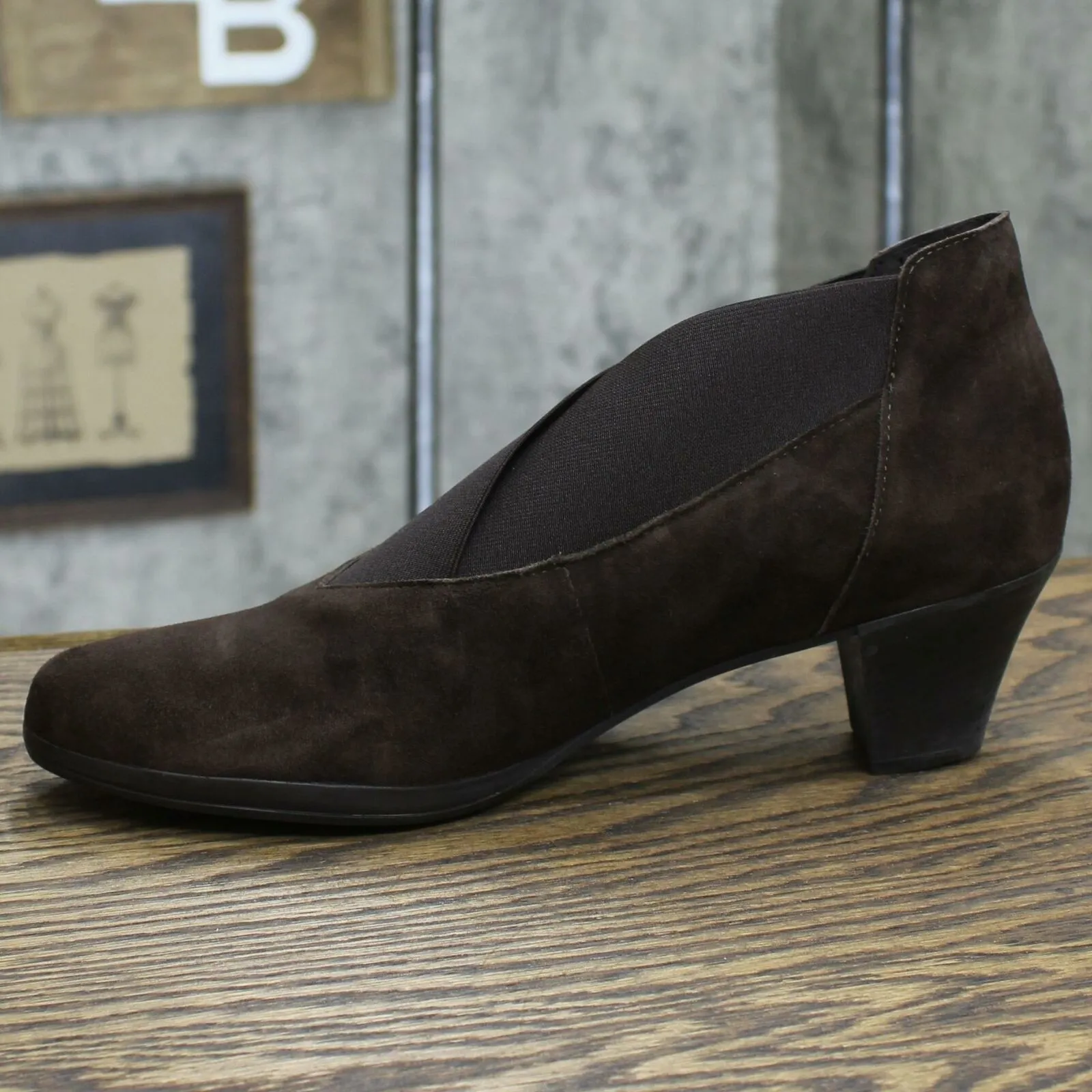MUNRO Women's Francee Suede Boots