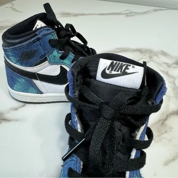 Nike Air Jordan 1 Retro Tie Dye Aurora Green Black White High Top Kids Size 8C