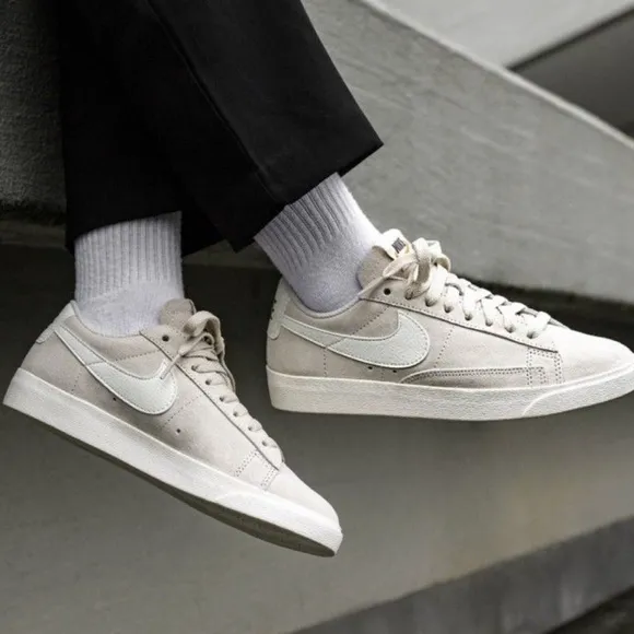 Nike Blazer Low SD Desert Sand Sneaker