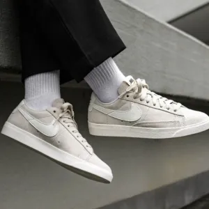Nike Blazer Low SD Desert Sand Sneaker