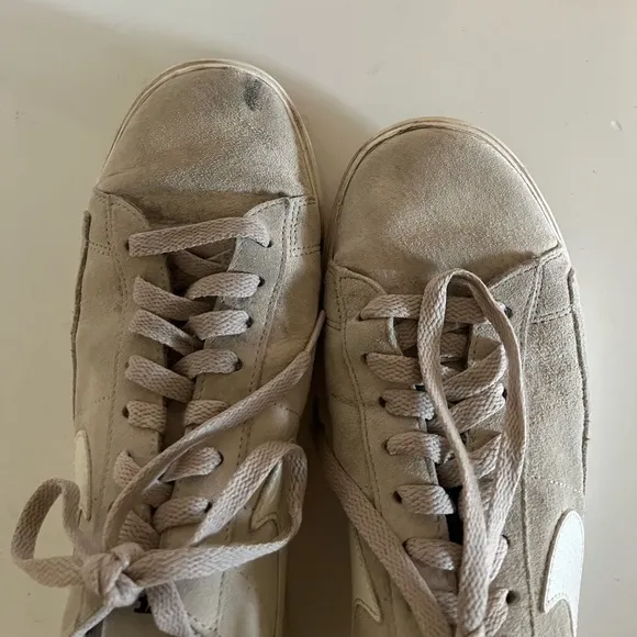 Nike Blazer Low SD Desert Sand Sneaker