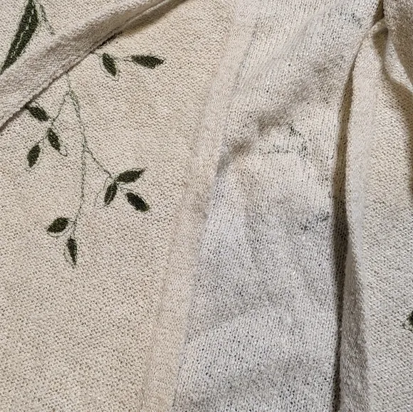 Northern‎ Isles Sweater Size Large