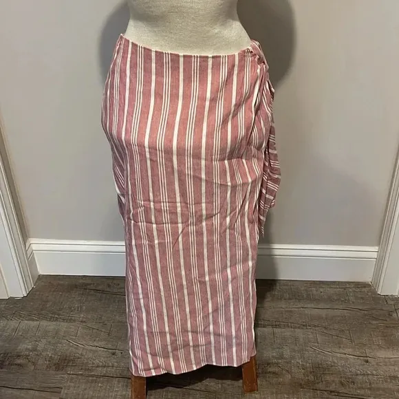 NWT!! Club Monaco - Wrap Stripe Skirt - Red/White - Size 4