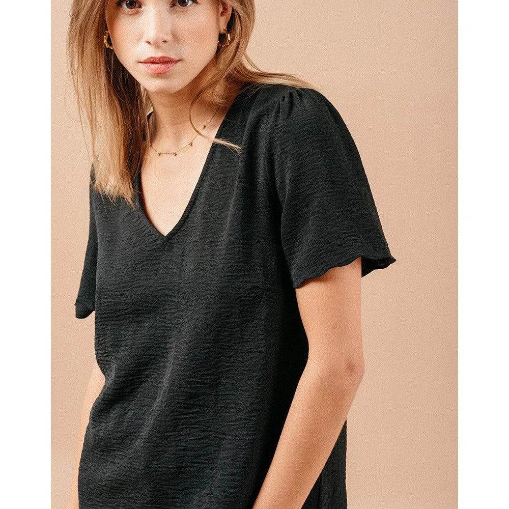 SCALLOPED TOP