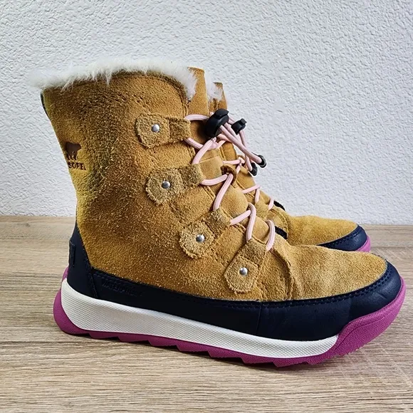 SOREL Kids' Whitney II Joan Lace Suede Faux Fur Snow Boot Big Girl 4