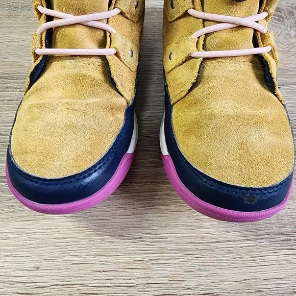 SOREL Kids' Whitney II Joan Lace Suede Faux Fur Snow Boot Big Girl 4