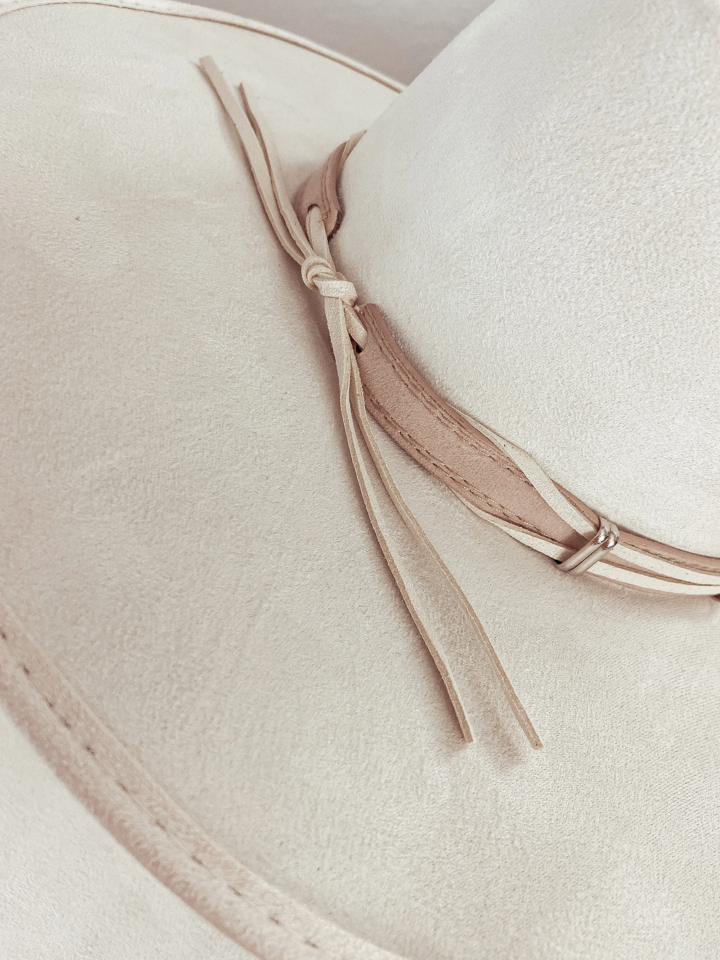Take Me To The Rodeo Brim Hat (Cream Suede)