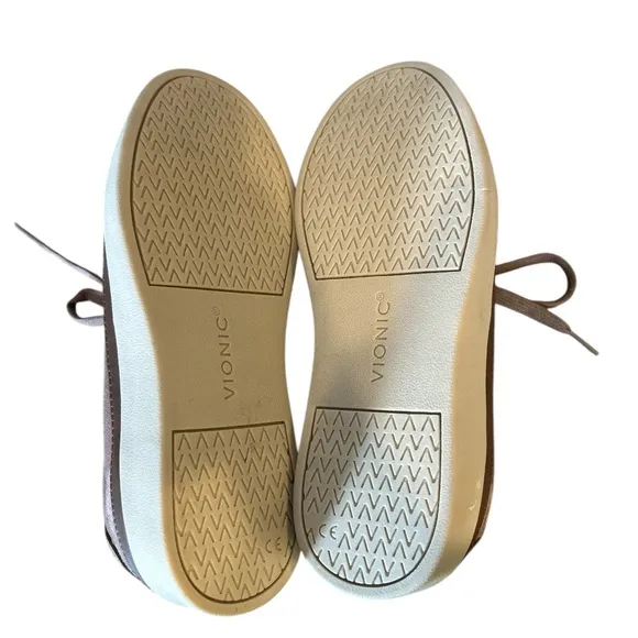 Vionic Women’s Size 8 Mayra Essence Suede Fashion Zipper Sneakers‎ EUC