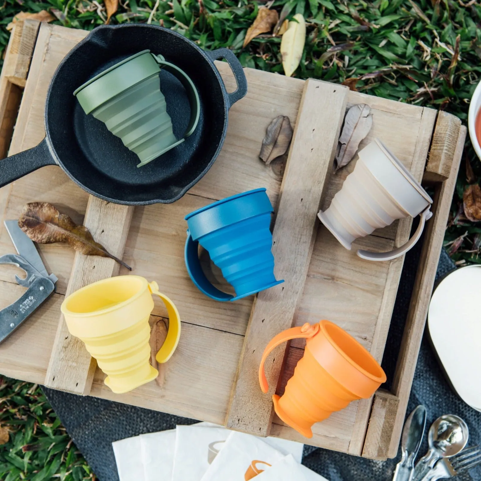 WEMUG On-the-go Foldable Sili Cup with reusable Tyvek bag