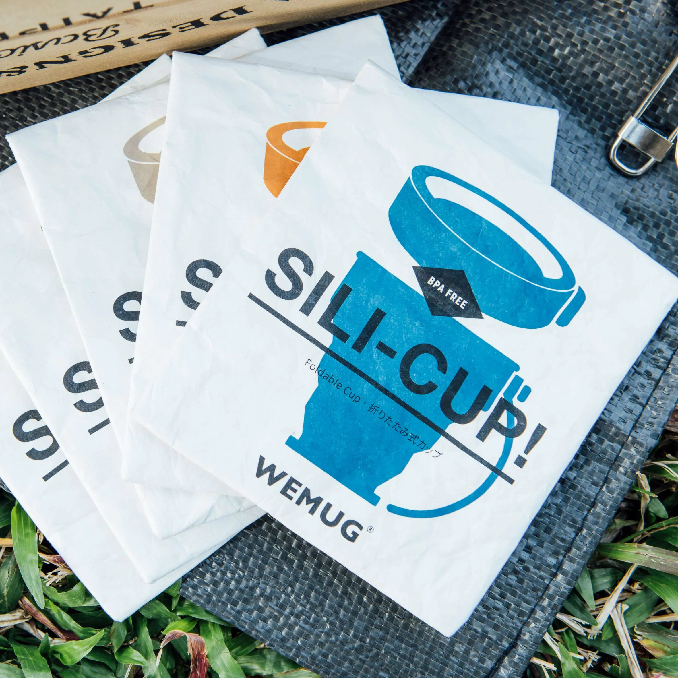 WEMUG On-the-go Foldable Sili Cup with reusable Tyvek bag