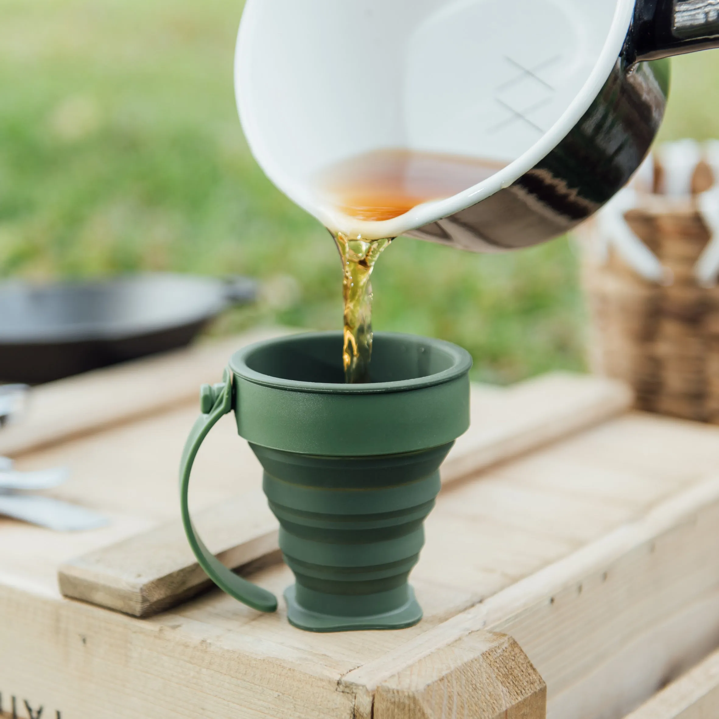 WEMUG On-the-go Foldable Sili Cup with reusable Tyvek bag