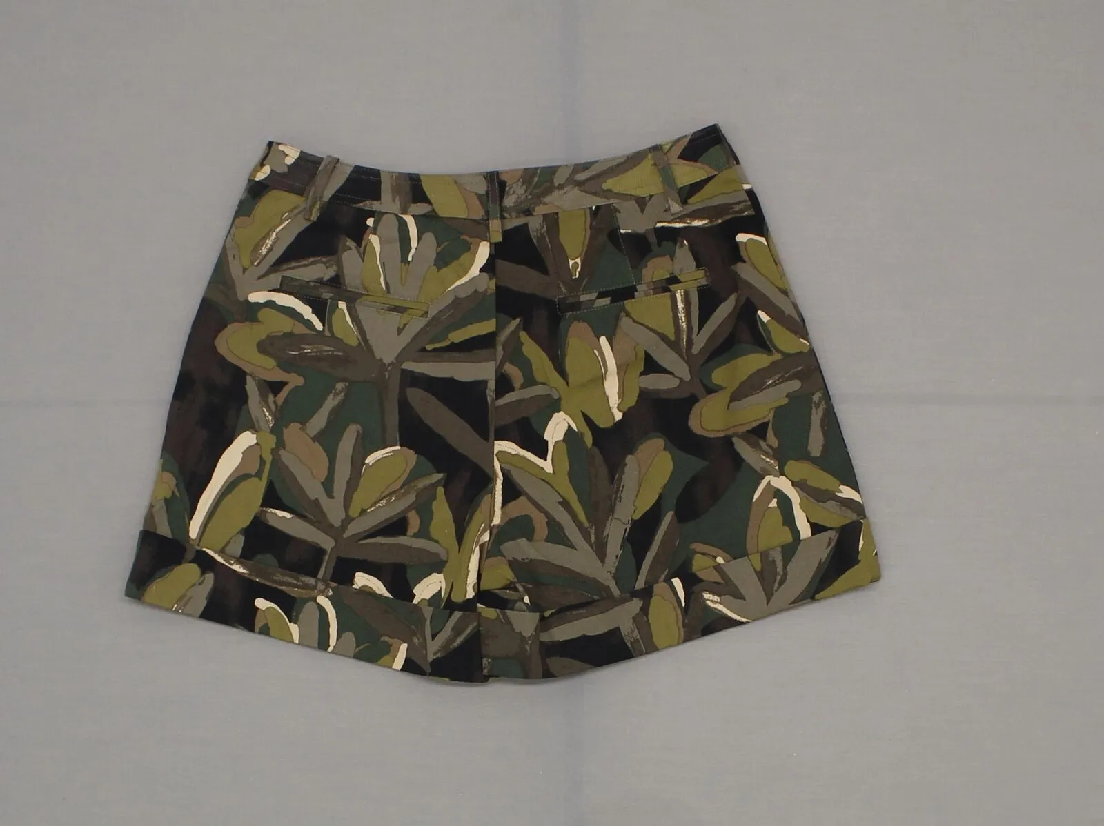 Who What Wear Women's Walking Utility Shorts
