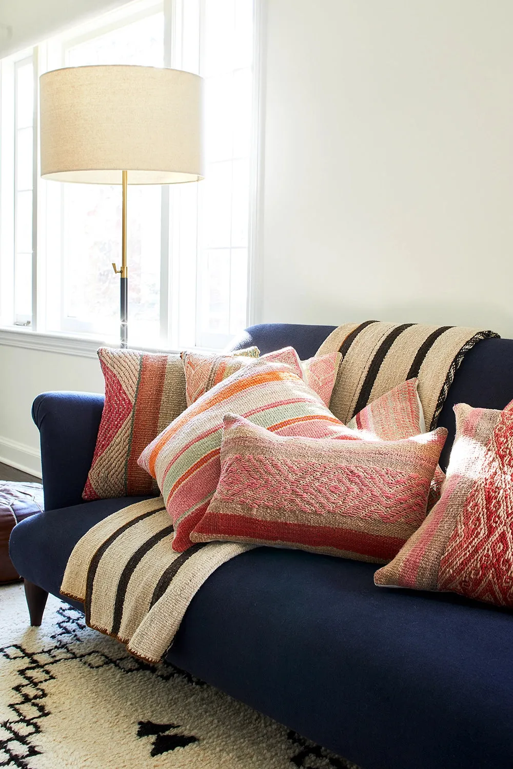 Woven Pillow 05